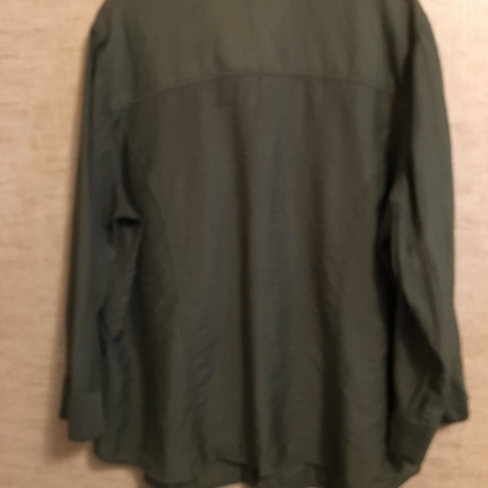 blouse - Picture 3 of 7